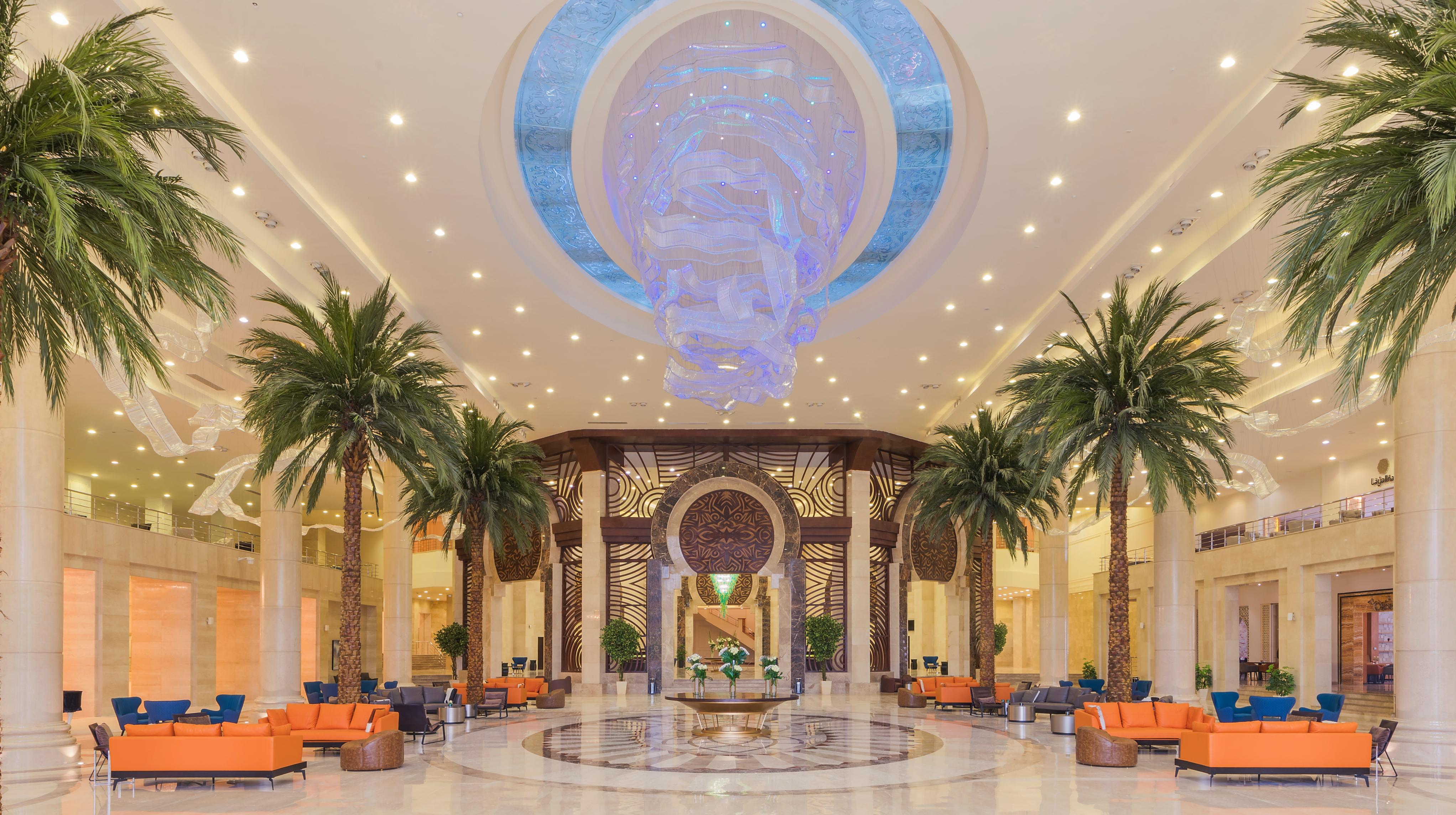 Triumph Luxury Hotel Kairo Bagian luar foto Lobby